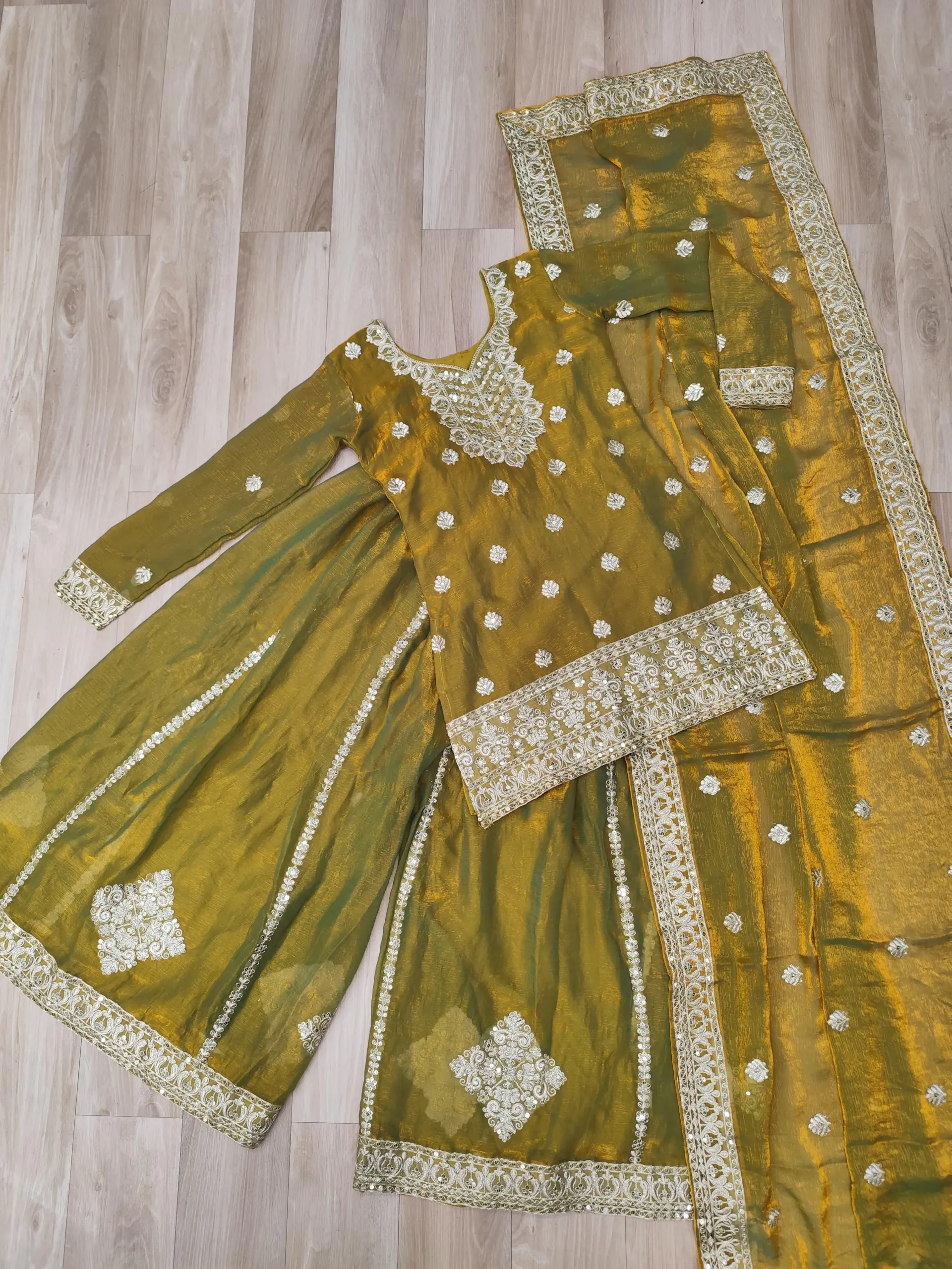 Design Number 1519 - Image 5