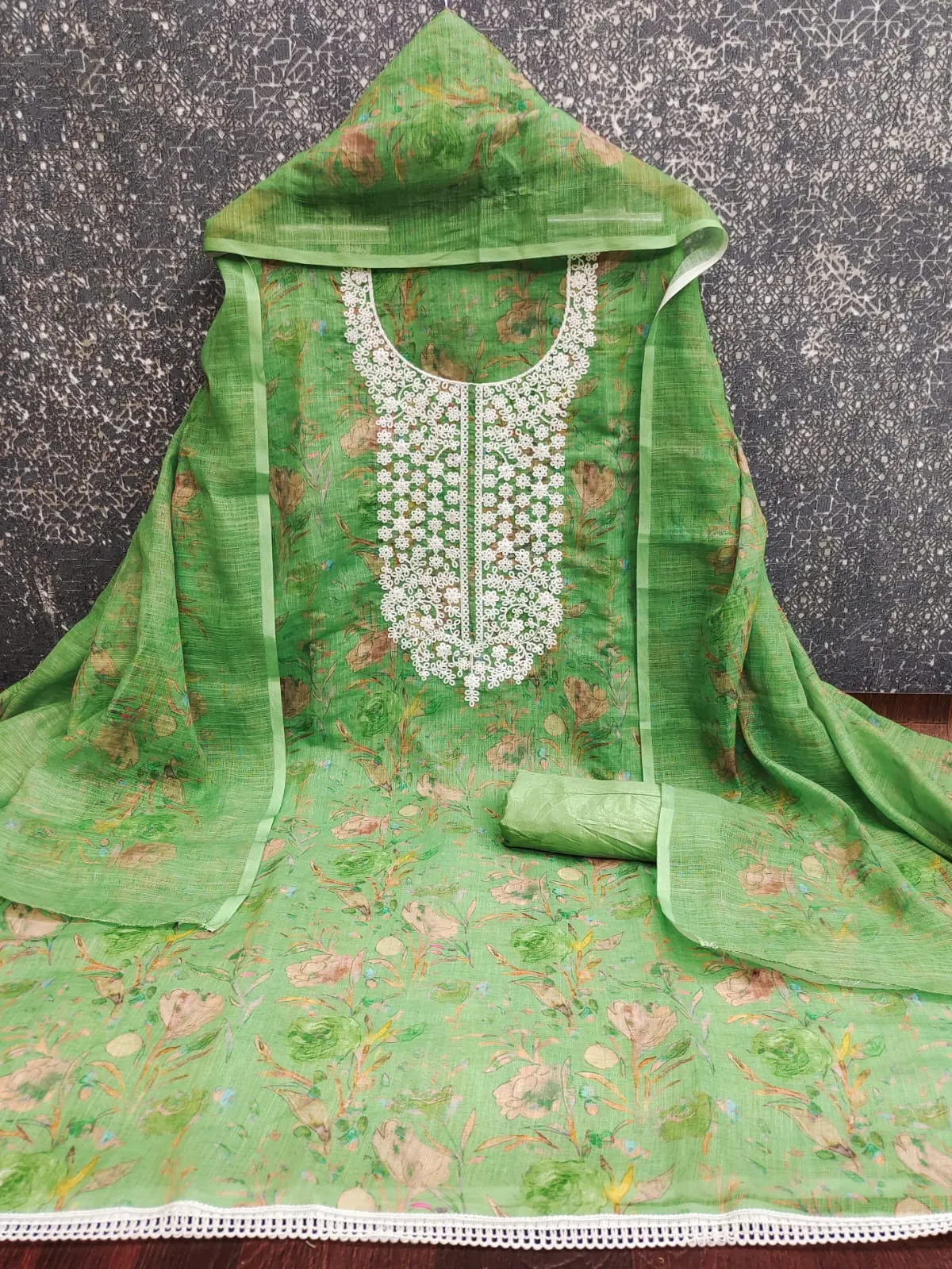 Design Number 1834 4