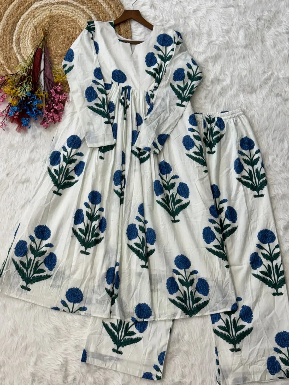 Design Number 1828 4