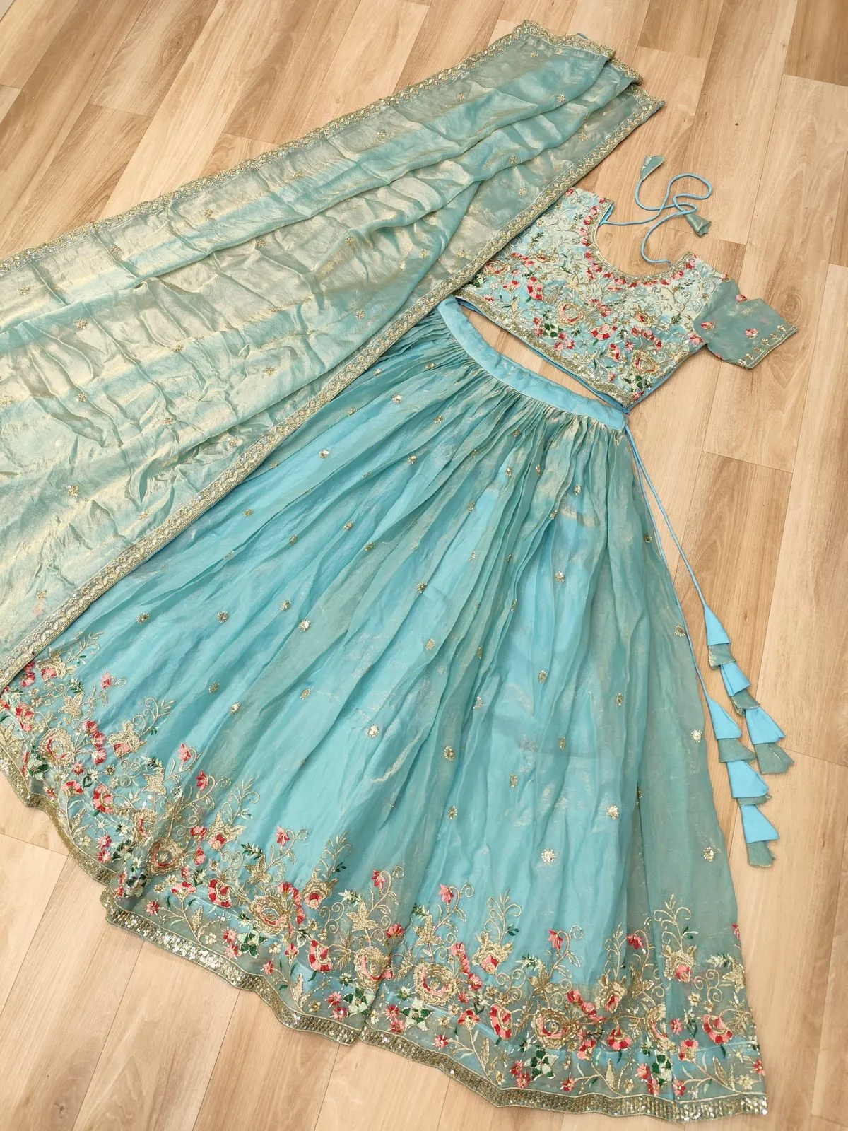 Design Number 1823