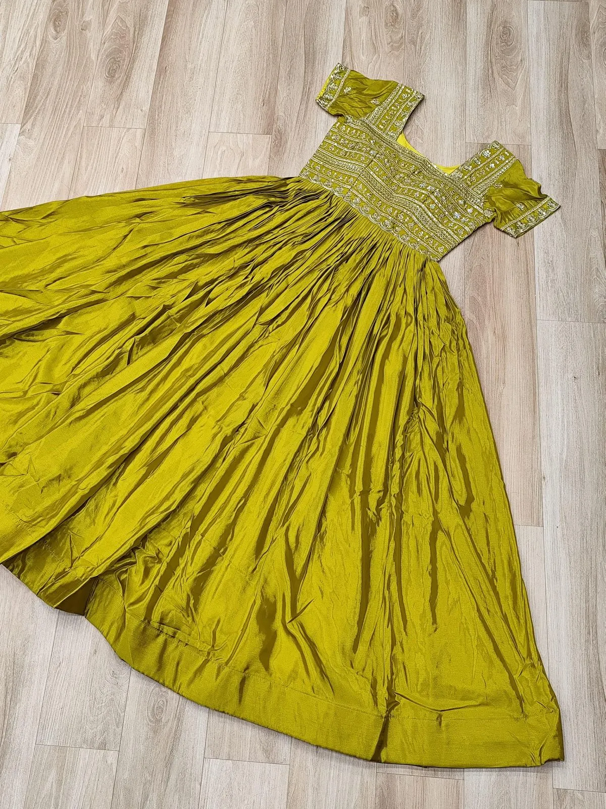 Design Number 1827 4