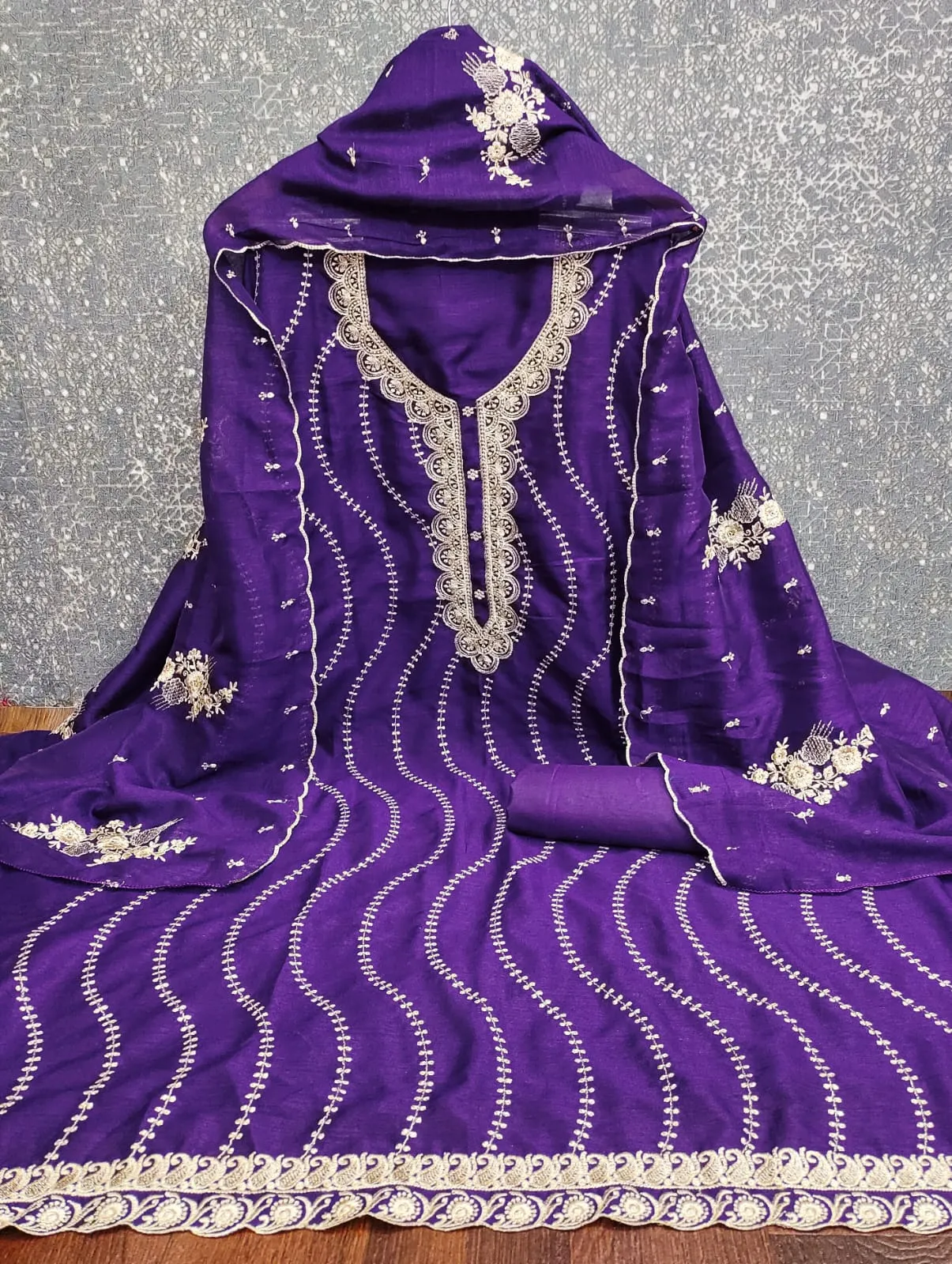 Design Number 1807