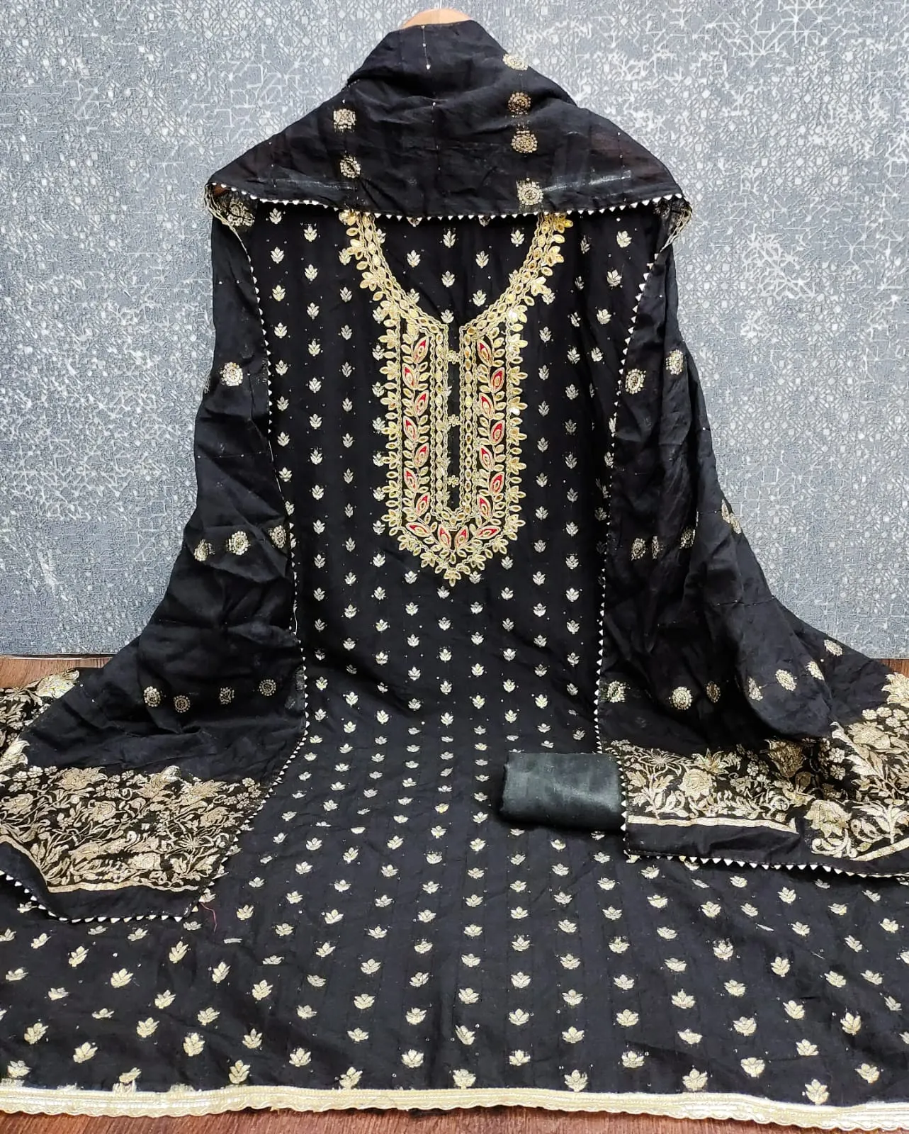 Design Number 2012 2