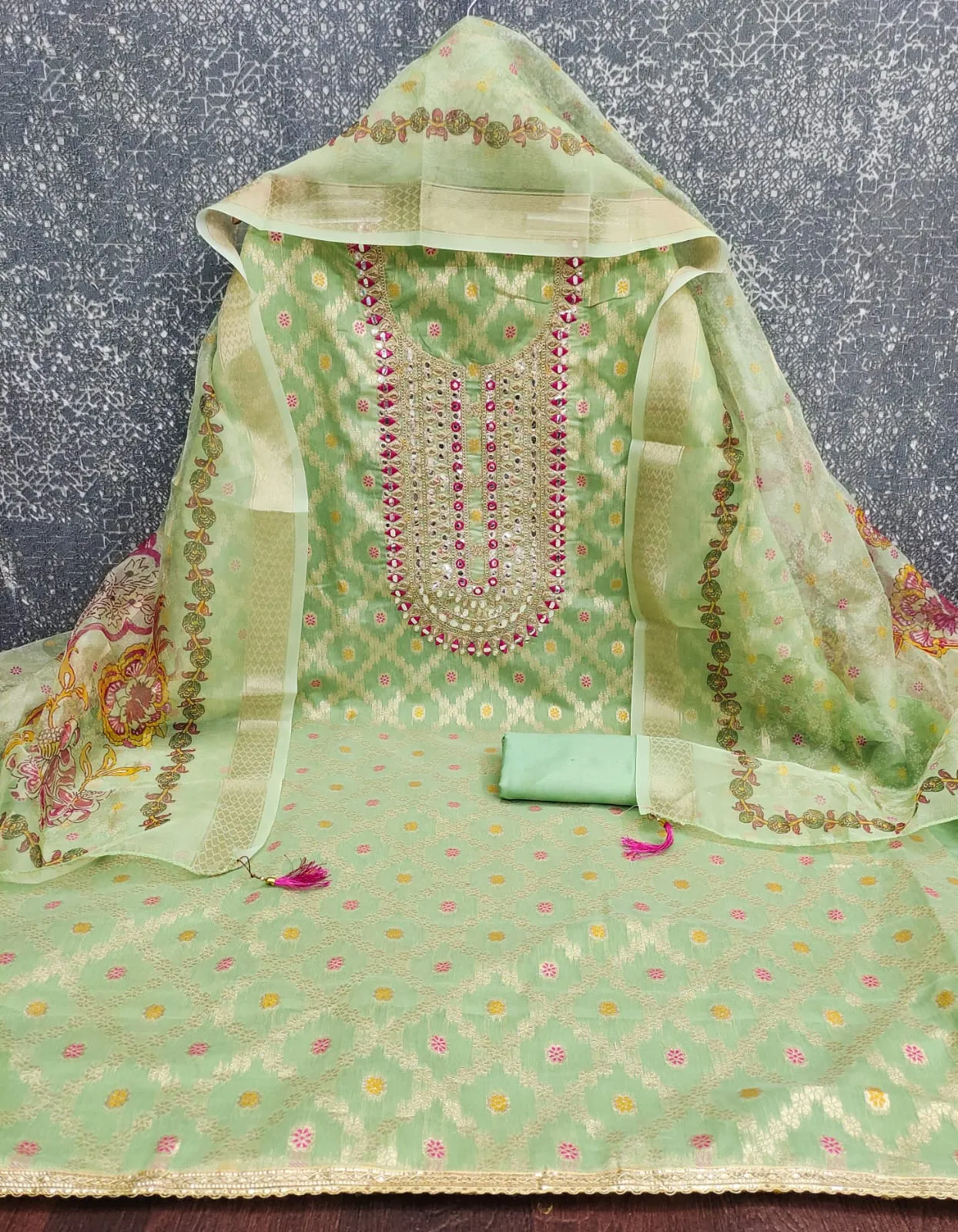 Design Number 2015