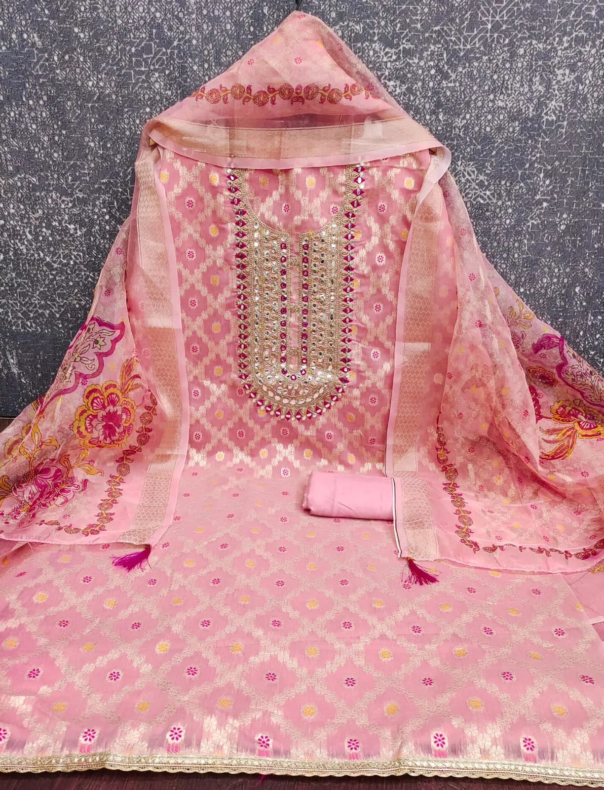 Design Number 2015 2