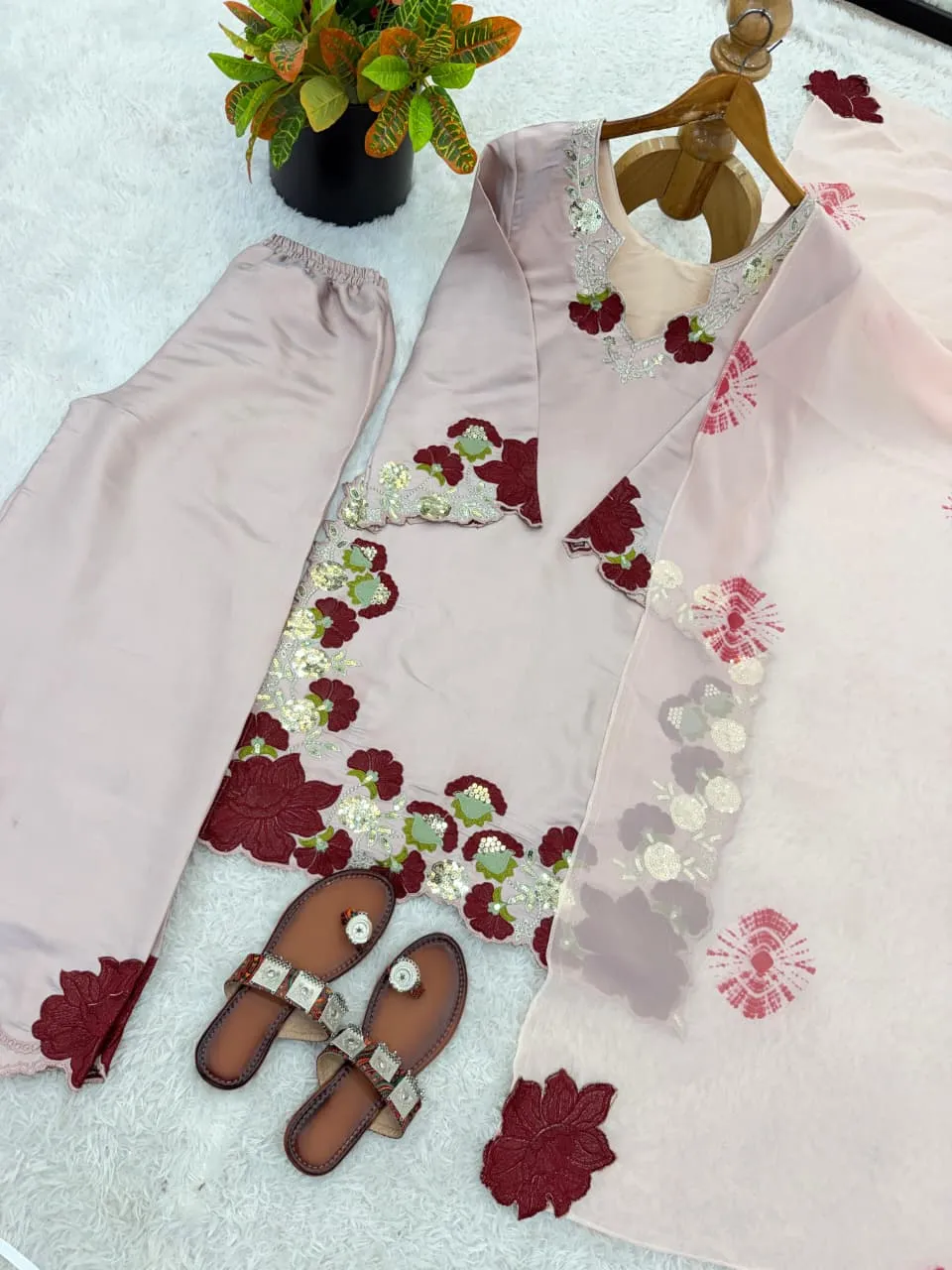 Design Number 2084 7