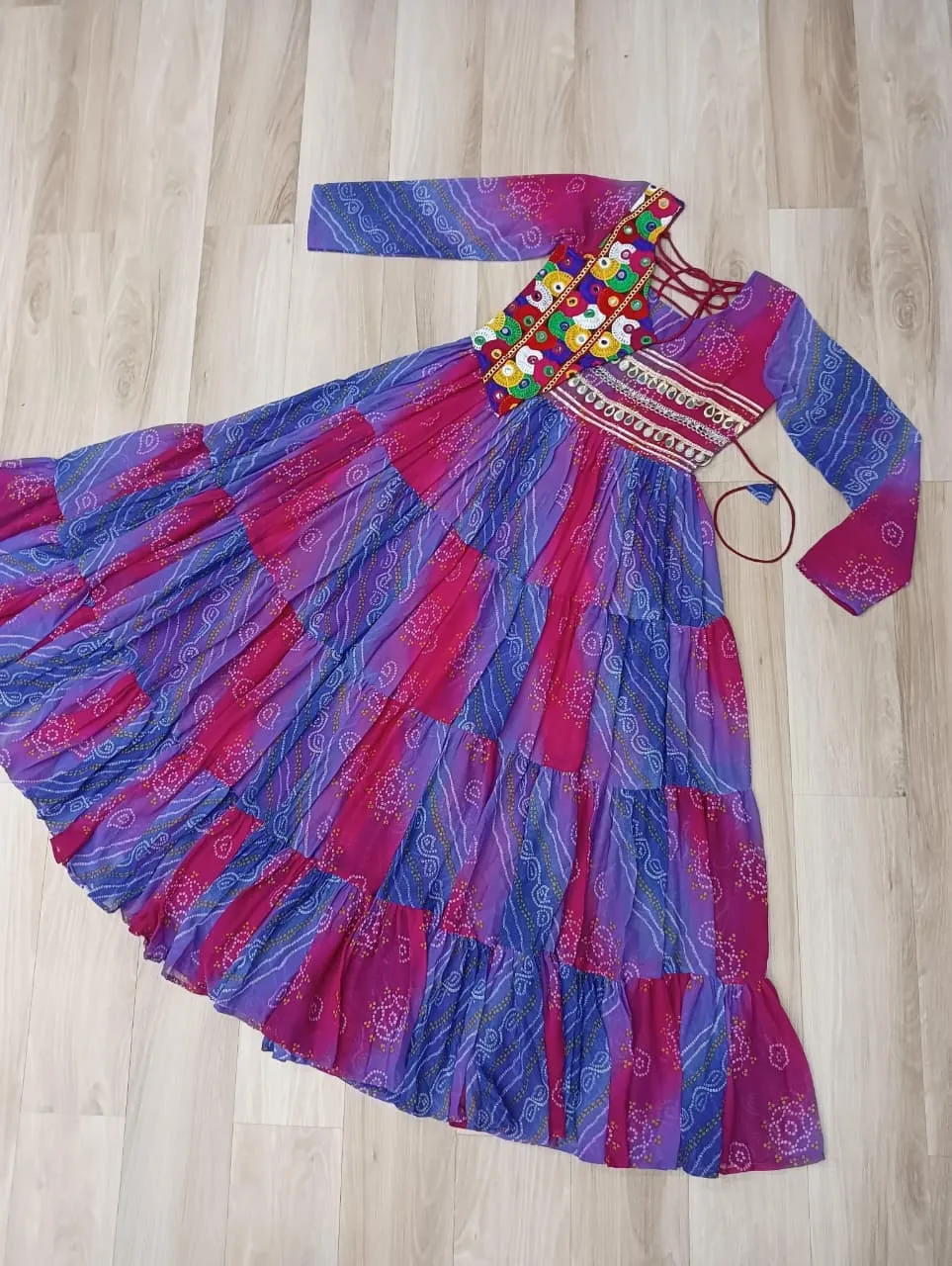 Design Number 2121 3