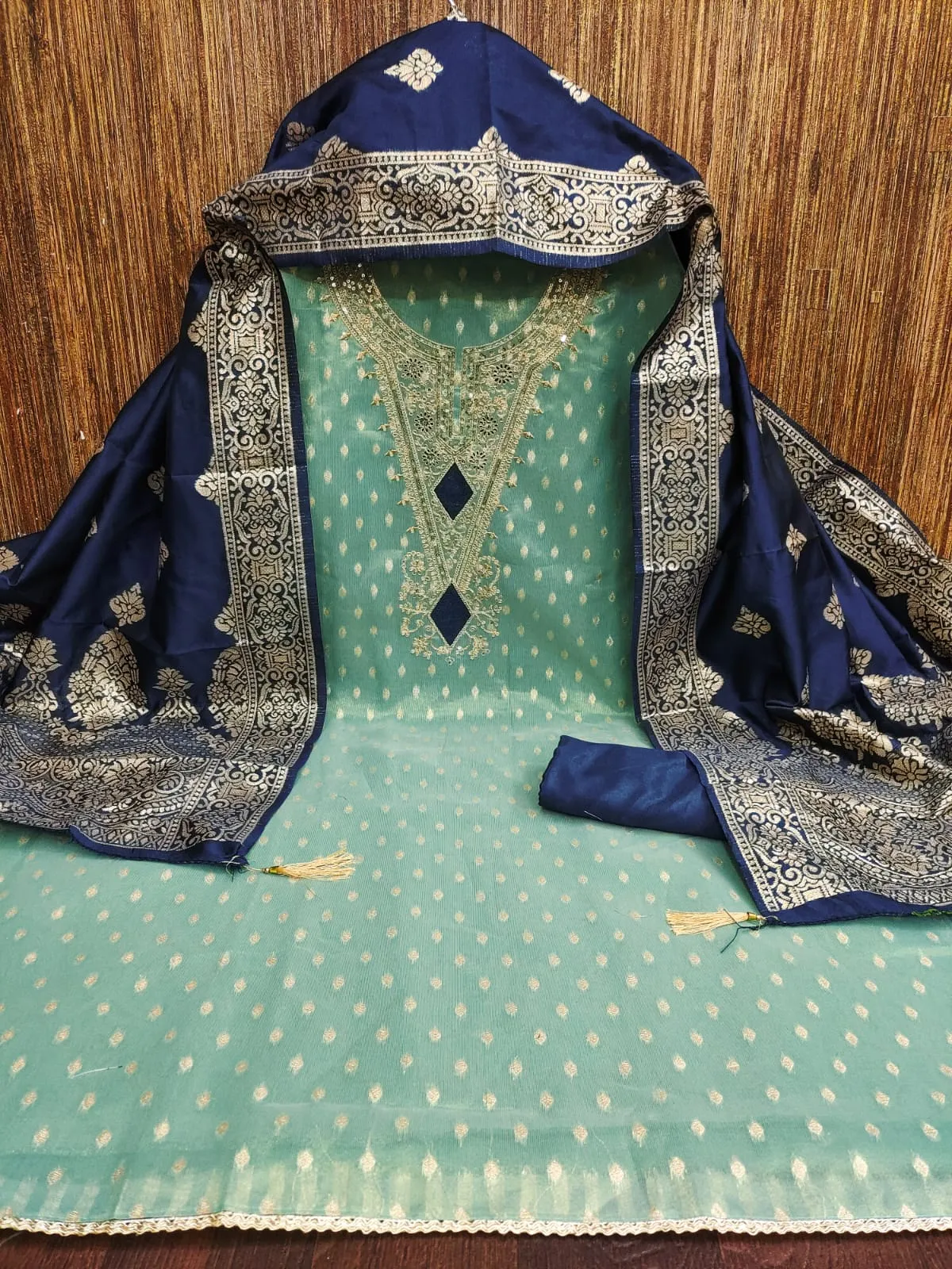 Design Number 2126
