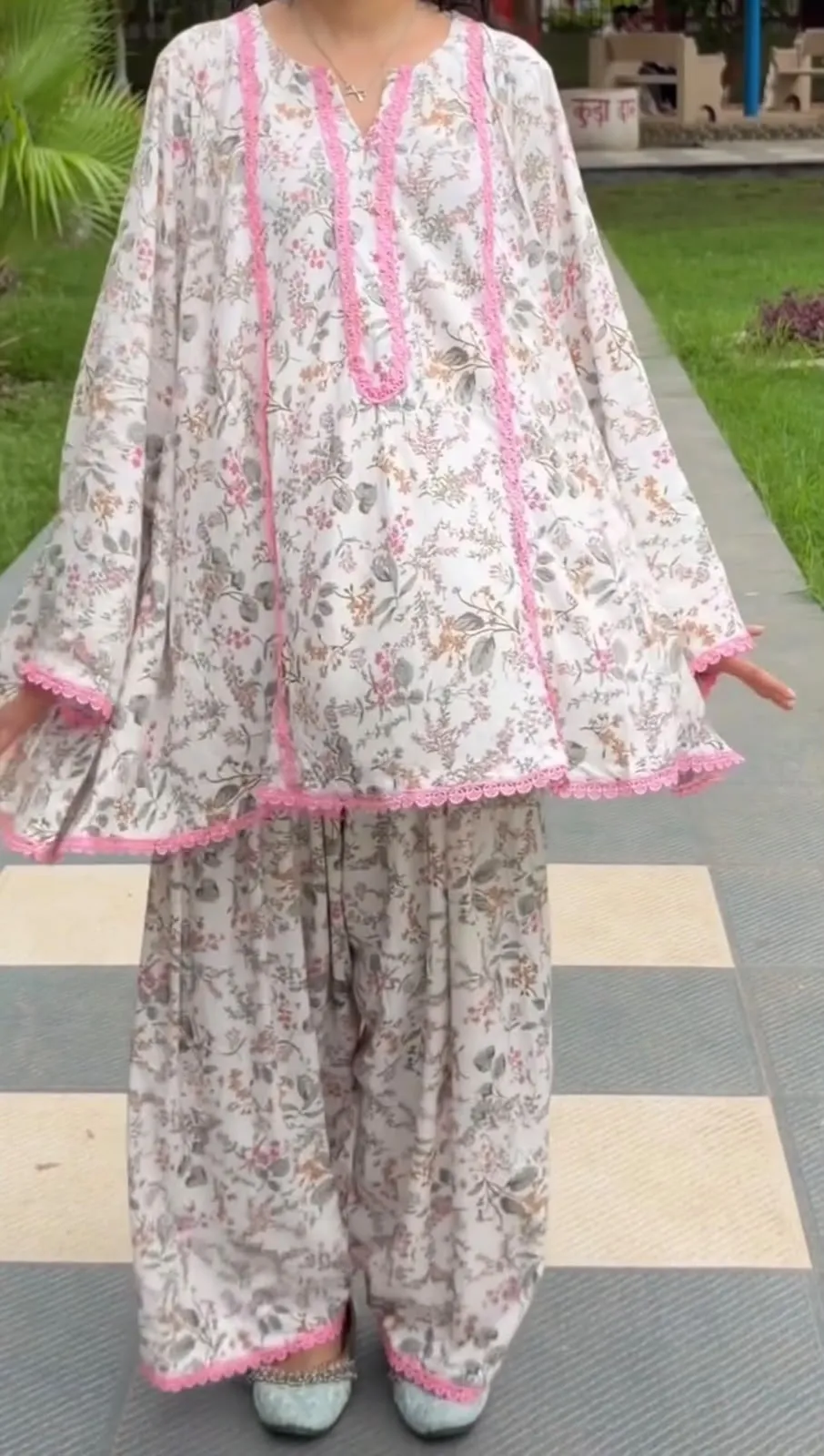 3180 Zsr 3180 Heavy Pure Natural Crepe .fully Fancy Sleeves Readymade Dress 3
