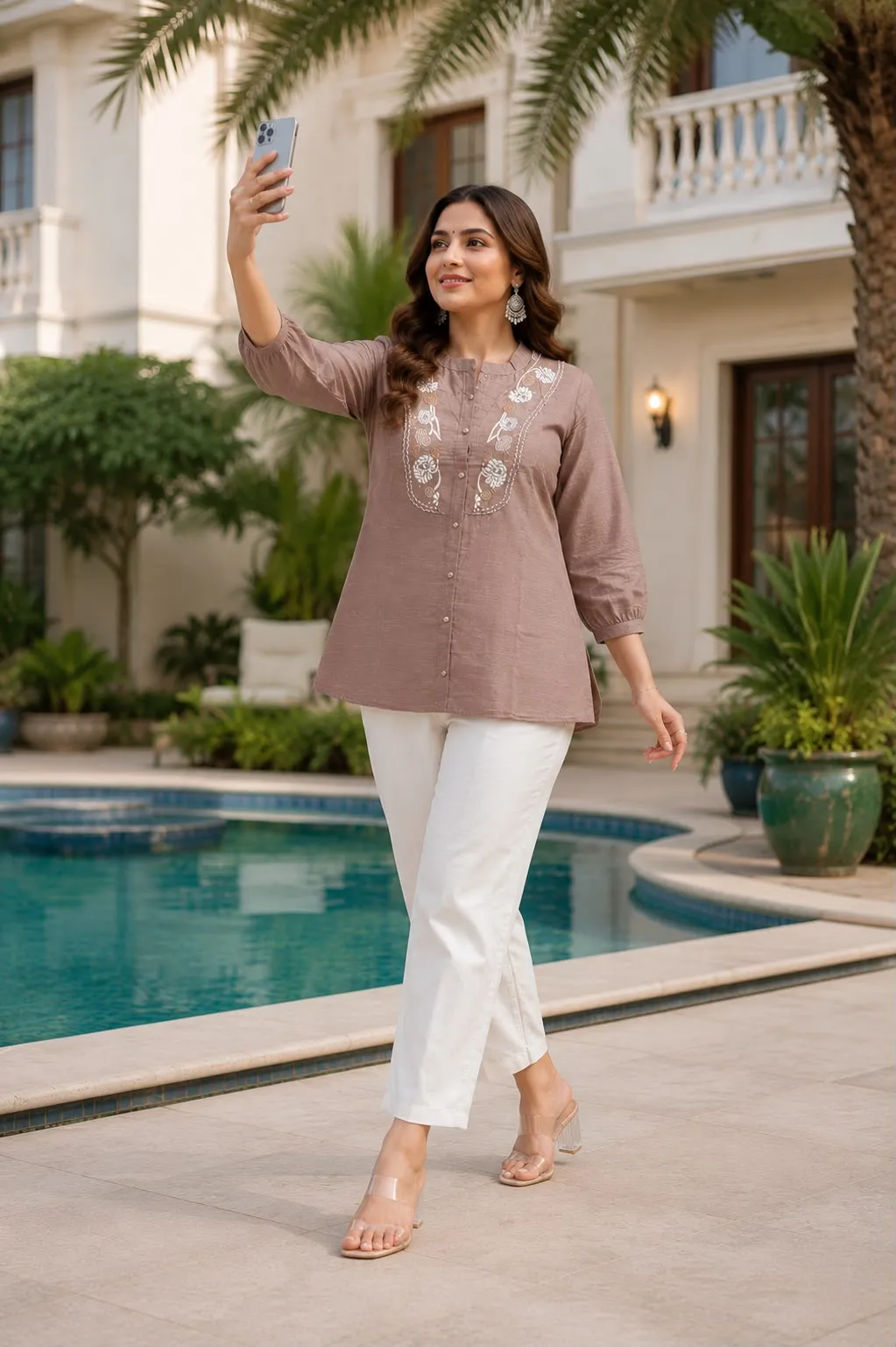 Fvd 7Star Chiku Rayon Slub With Embroidery Work Kurti Pant Set