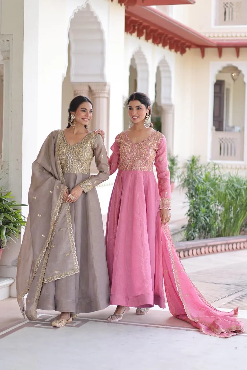 Lw 9323 Gold Crush With Rich Sequins &amp; Zari Embroidered Work Gown