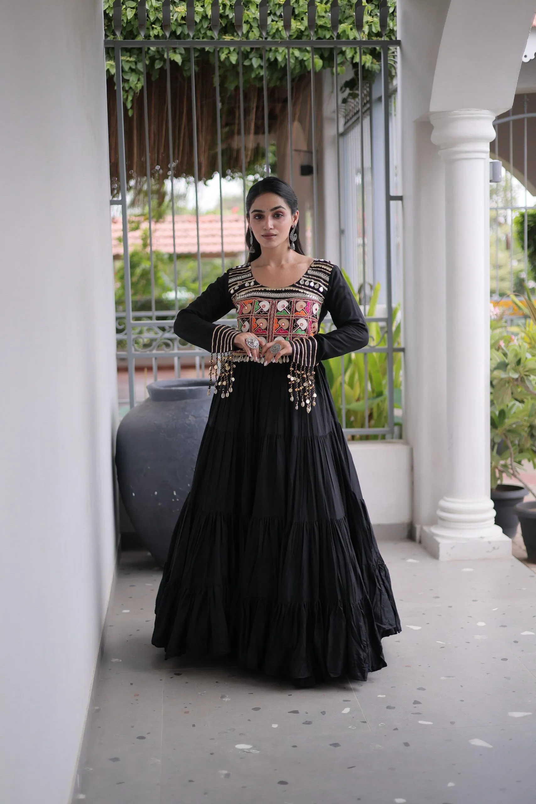 LW 9344 Maroon 14 Kg Reyon Gown 4