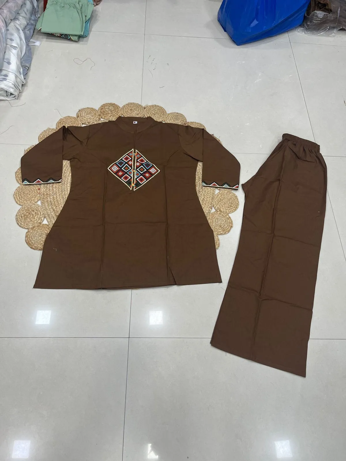 FVD Siqndar Brown Dhabu Cotton Kurti Pant Set 1