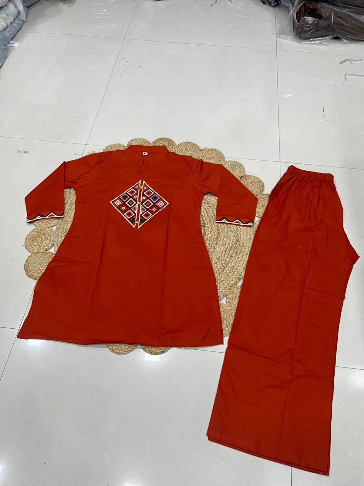 FVD Siqndar Rust Dhabu Cotton Kurti Pant Set 2