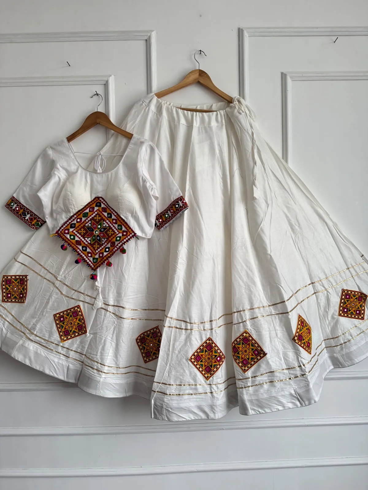 Kutchi Chaniyacholi Reyon Cotton Lehenga Choli 11