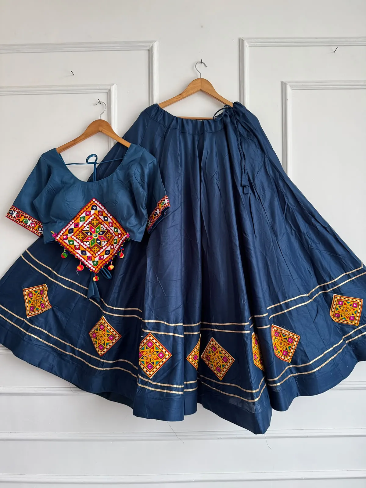 Kutchi Chaniyacholi Reyon Cotton Lehenga Choli 5