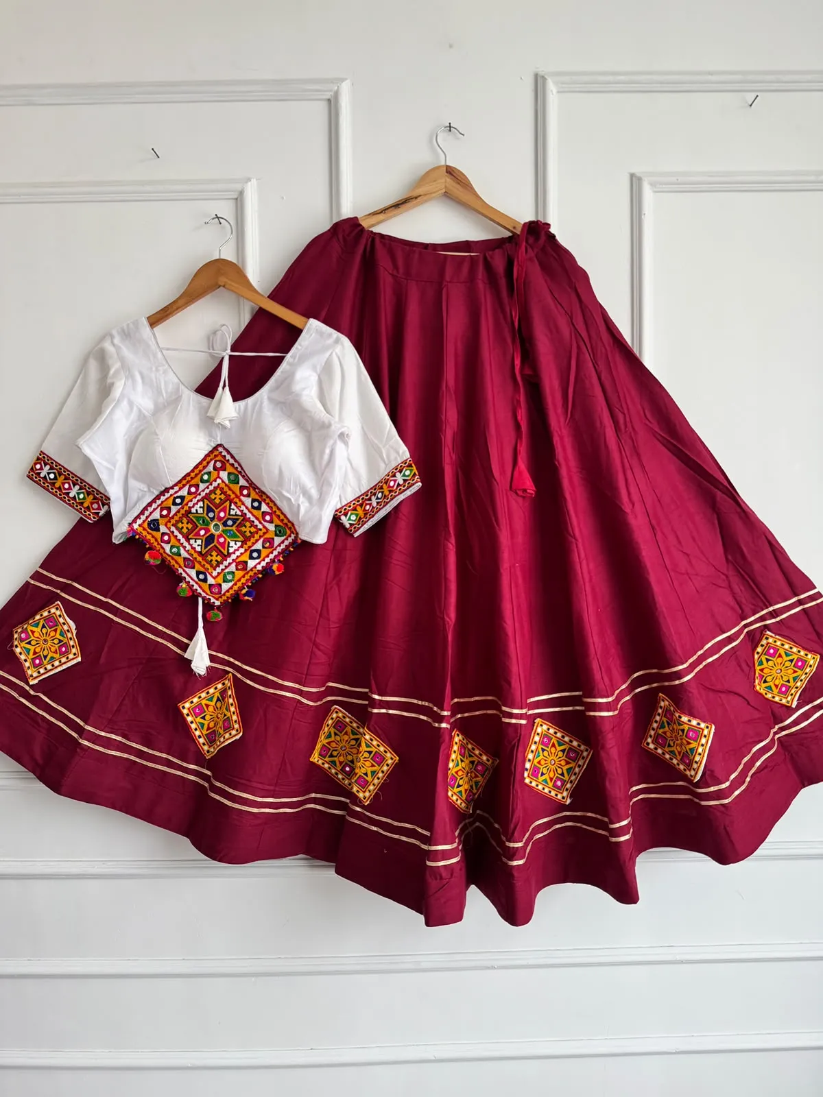 Kutchi Chaniyacholi Reyon Cotton Lehenga Choli 8