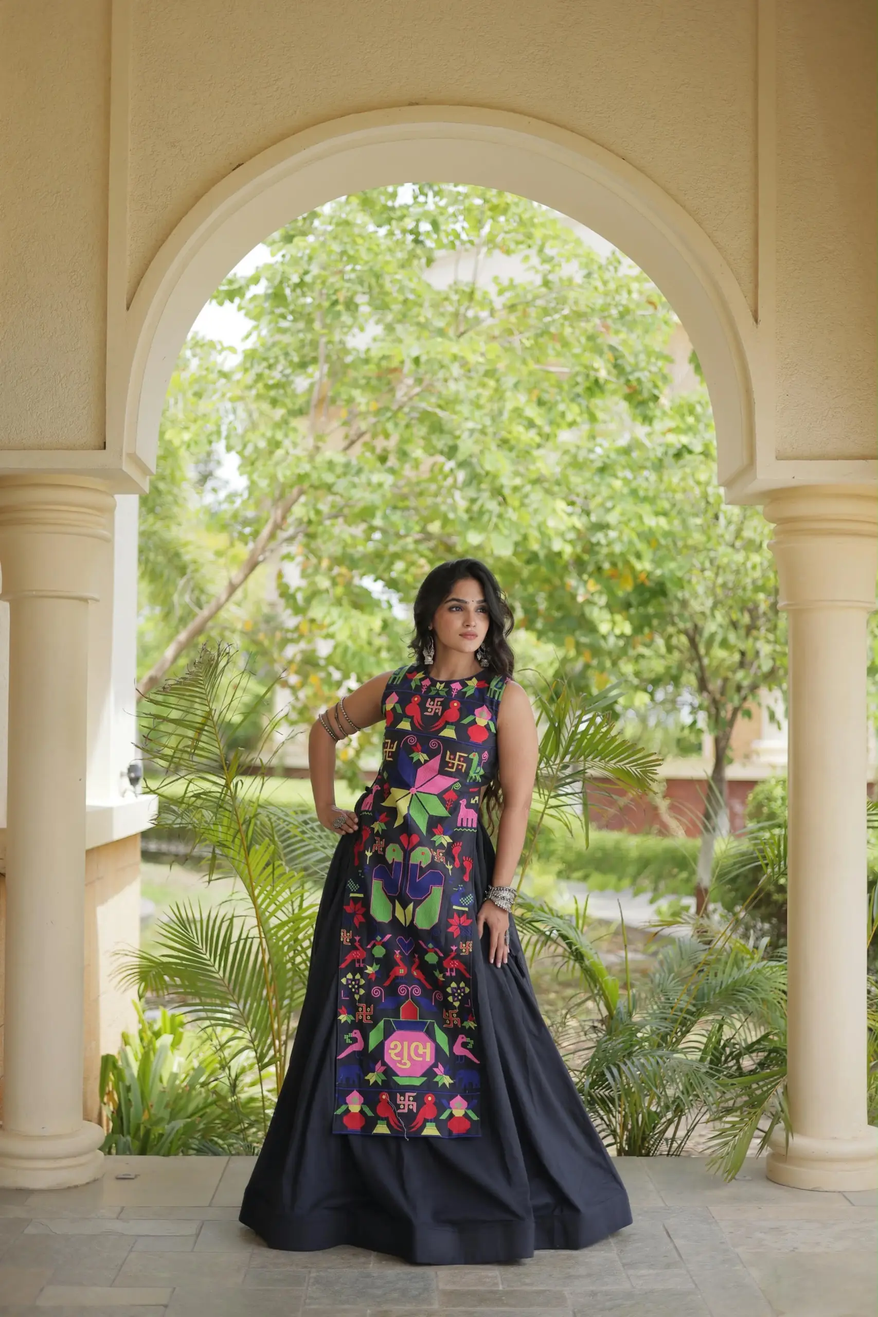 LW 7188 Black Cora Cotton Design 2897