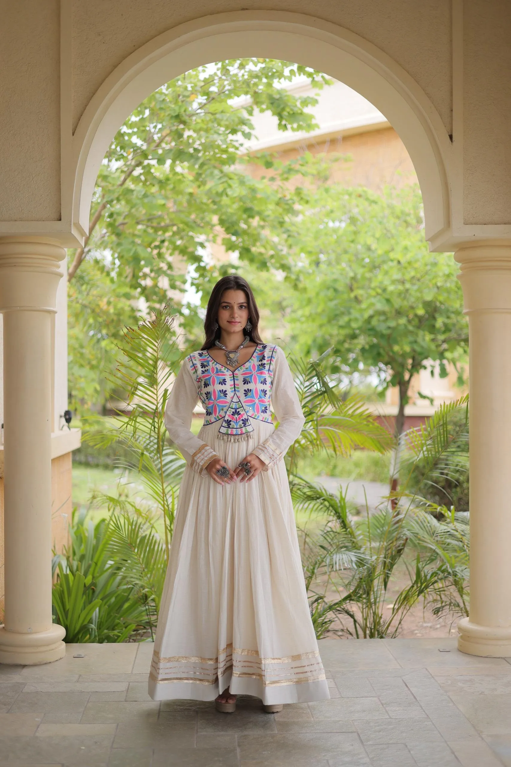 LW 9347 White Kora Cotton Gown Design 4