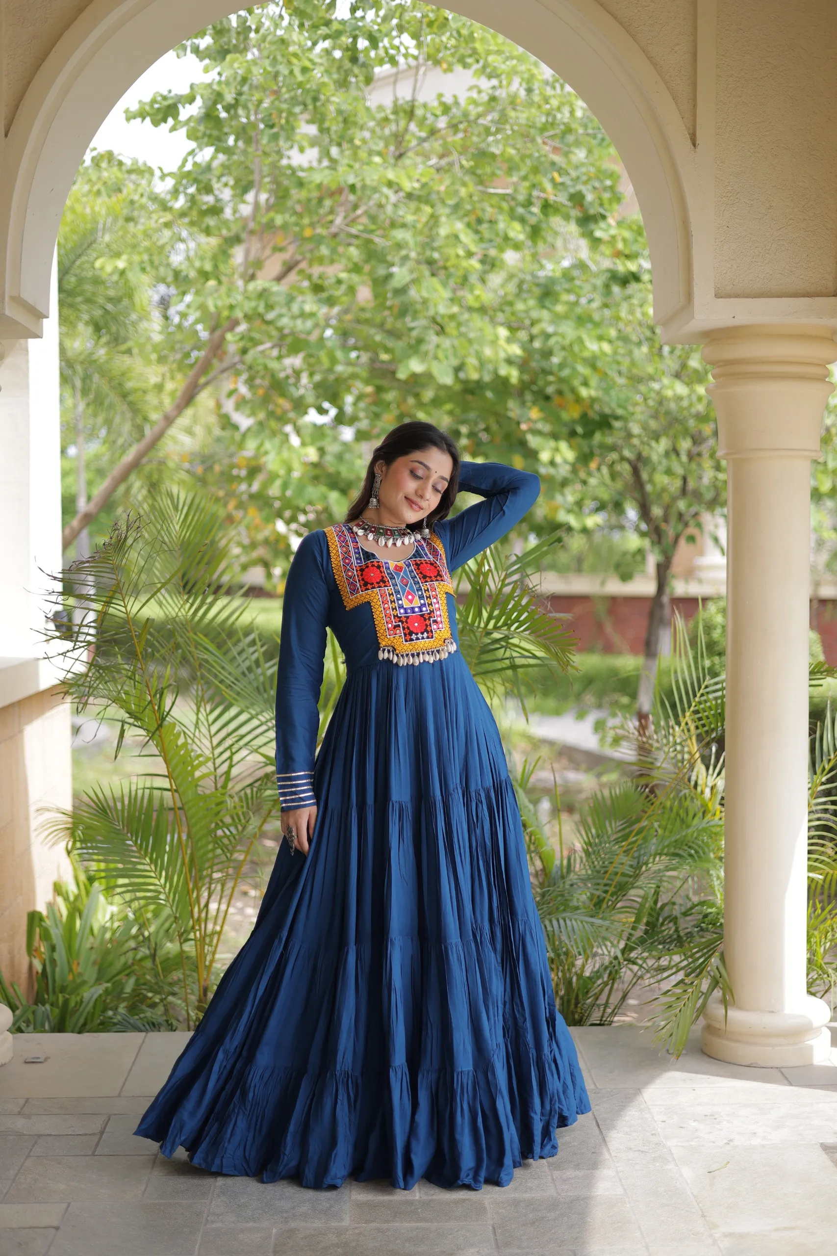 LW 9352 Wine 14 Kg Reyon Gown Design 2861 5